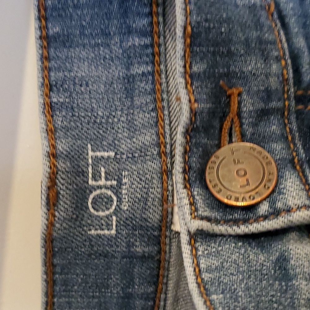 Loft Midrise Jean Shorts Size 12 - Picture 2 of 8